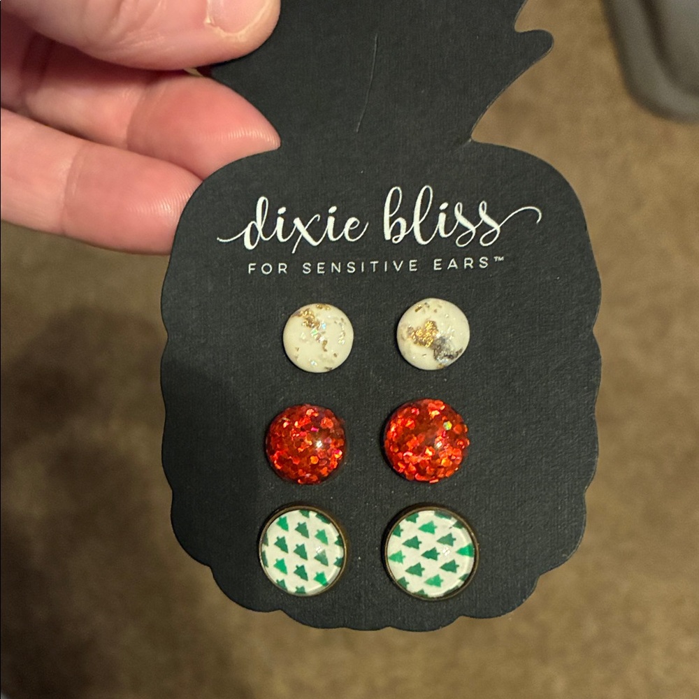 Women's Earring Set - White, Red and Green
